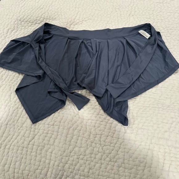 Halara wrap skirt with uneven hem F (XS/S) - Picture 3 of 3